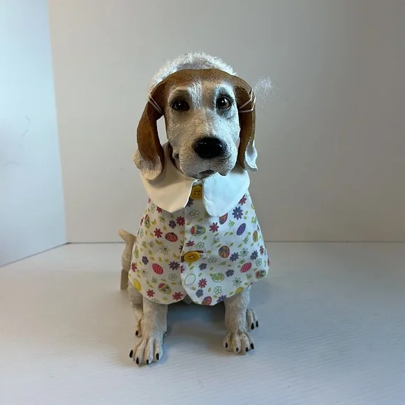 Resin Easter bunny ears basset hound dog sculpture - Picture 2 of 6